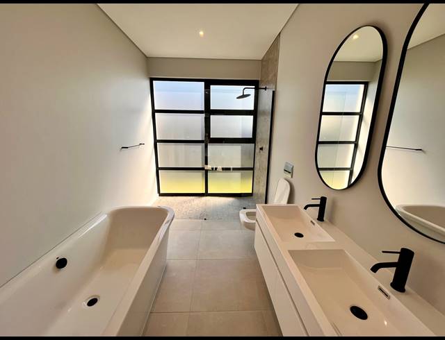 4 BEDROOM HOUSE TO LET IN ELALENI COASTAL FOREST ESTATE